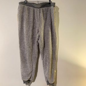 Women’s plus fuzzy casual lounge pants size 2XL
